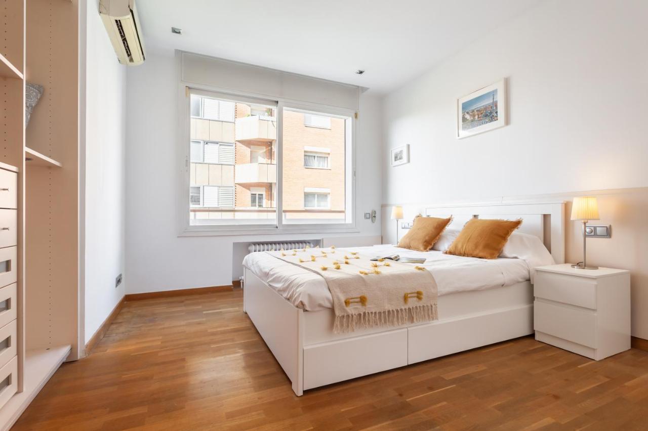 Flateli Paris Apartment Barcelona Ngoại thất bức ảnh