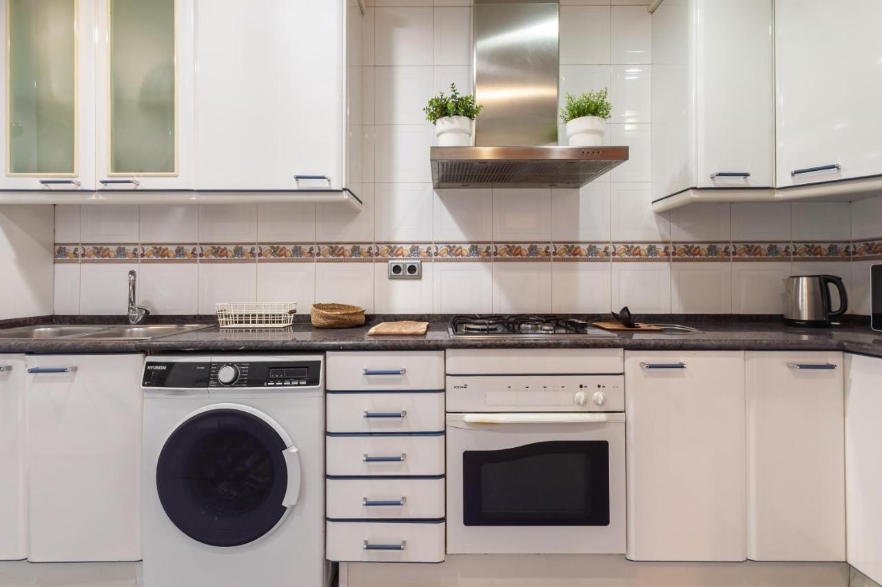 Flateli Paris Apartment Barcelona Ngoại thất bức ảnh